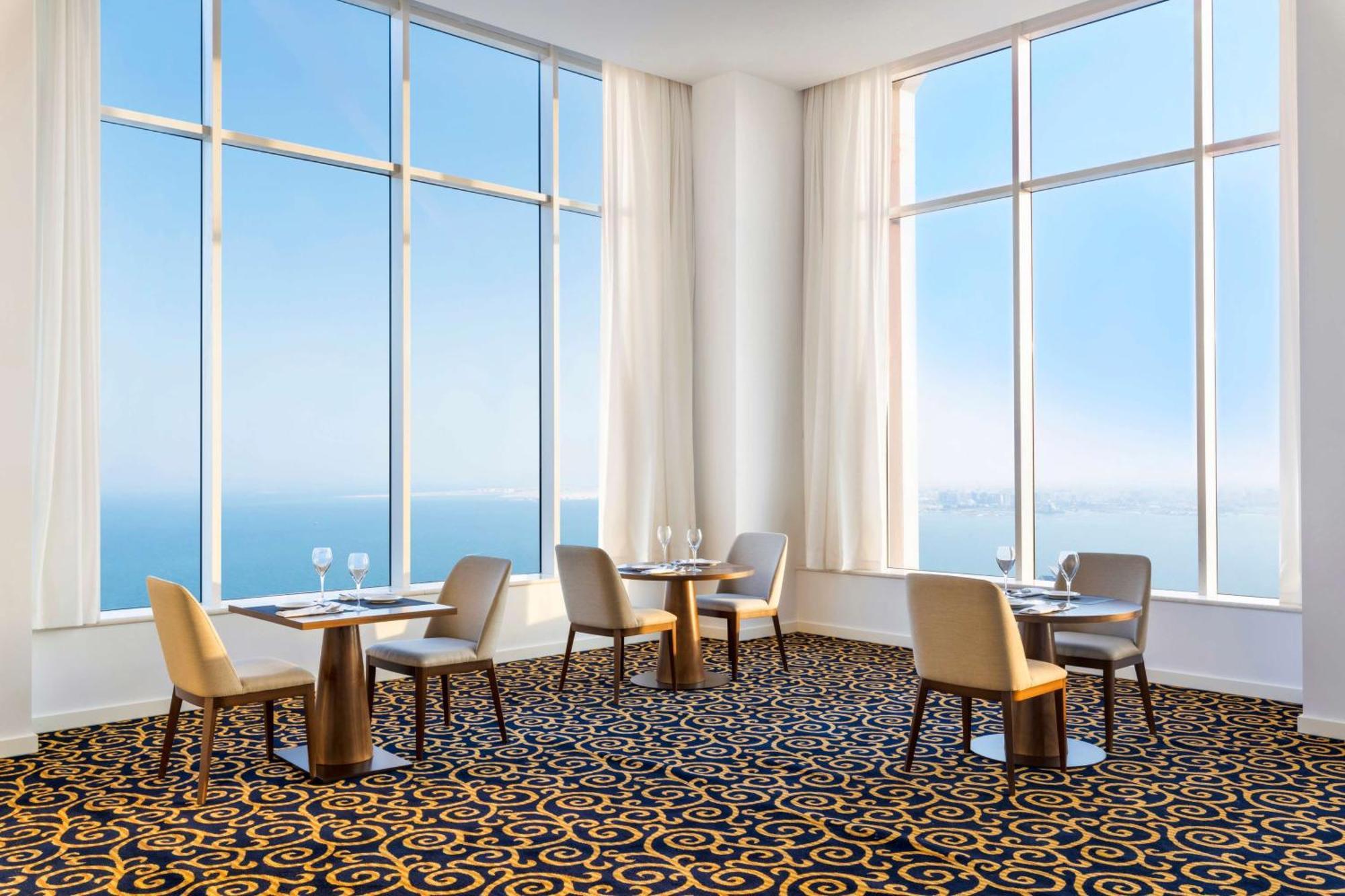 Aleph Doha Residences, Curio Collection By Hilton Zewnętrze zdjęcie The 360° restaurant